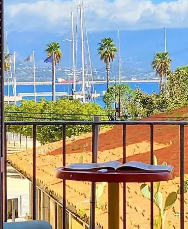 Superbe T2 Avec Balcons, Vieux Port, Hyper Centre Ajaccio Apartment Ajaccio  Exterior photo